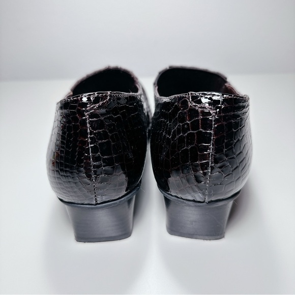 Helle Comfort Crocodile Mule Heel Shoes - Picture 4 of 15